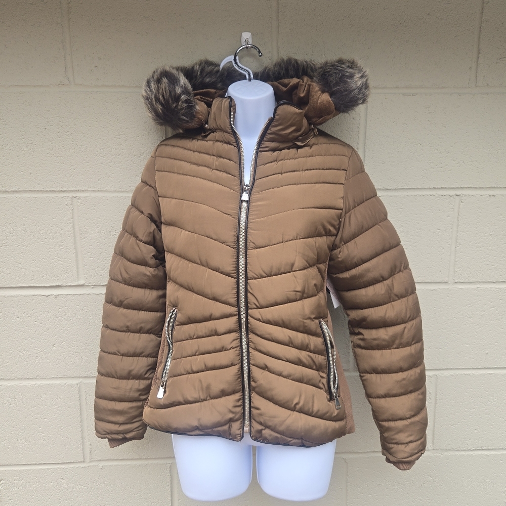 NWT- Girls Love Me Now Winter Coat- Tobacco Brown- Faux Fur Hood Medium